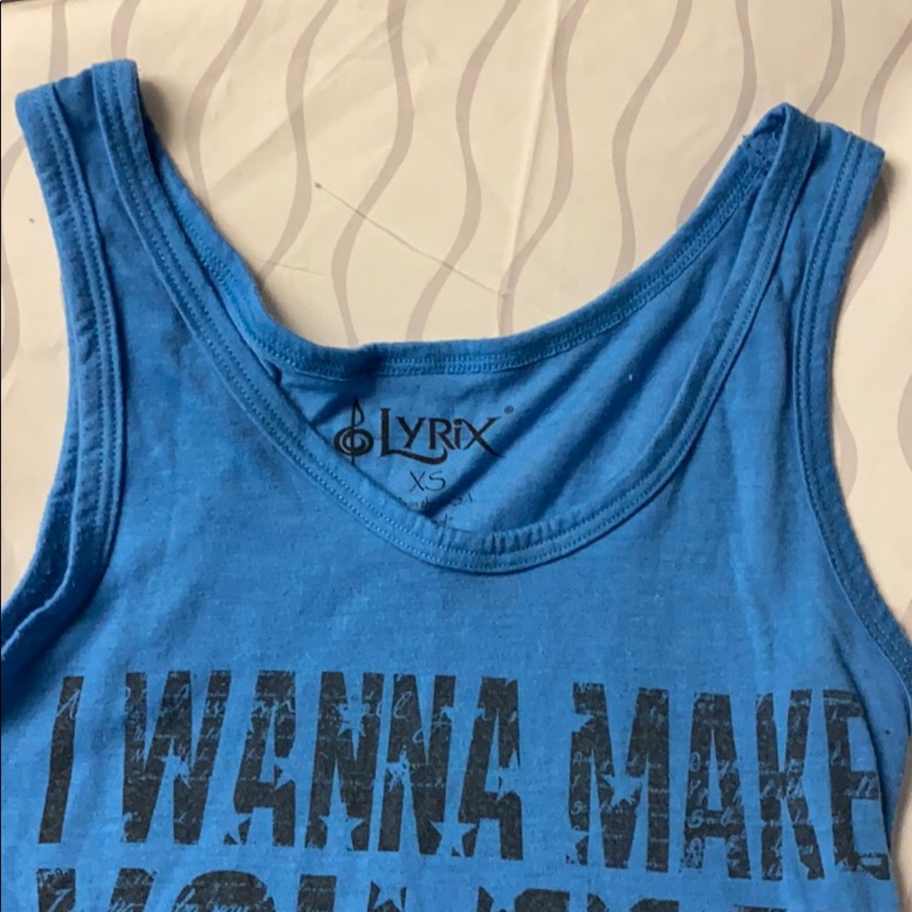 Tank top - Picture 2 of 3